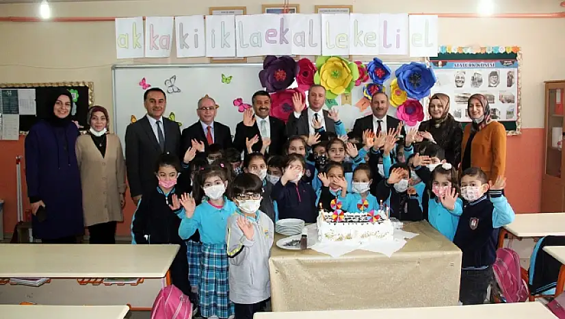 Ağrı Milli Eğitim Müdürü Eleşkirt ilçesini ziyaret etti