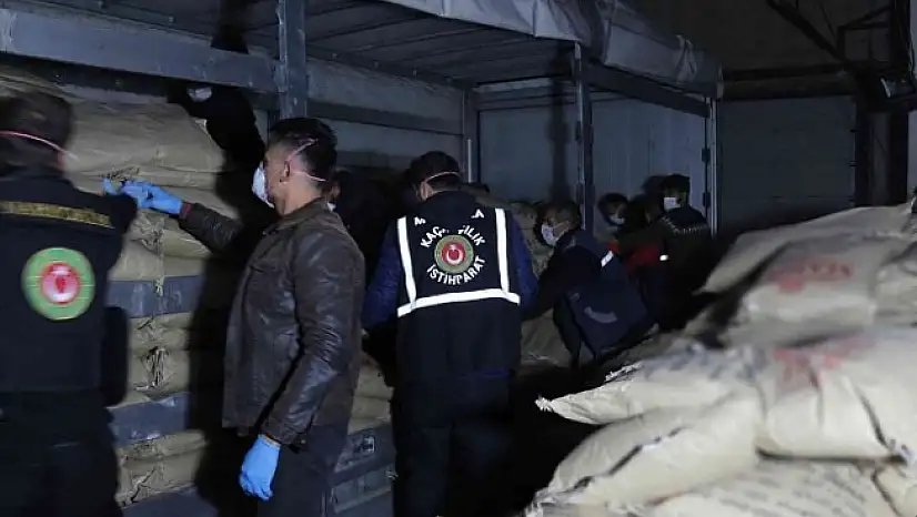 Gürbulak'ta 305 kilo uyuşturucu ele geçirildi