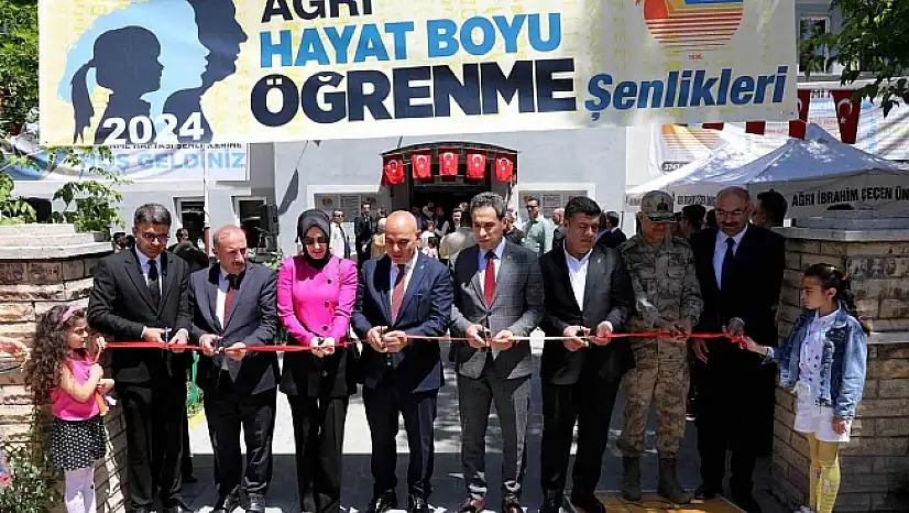 Ağrı'da Hayat Boyu Öğrenme Şenliği düzenlendi